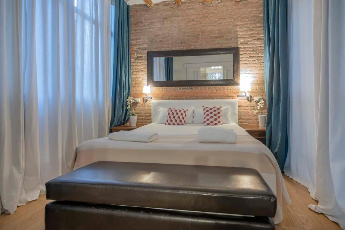 Exclusive 2 Bedroom In The Center Lejlighed