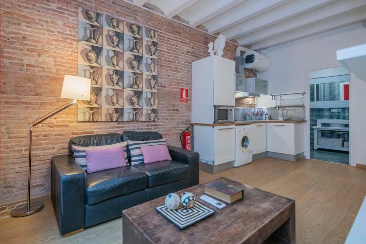 Exclusive 2 Bedroom In The Center Lejlighed Barcelona